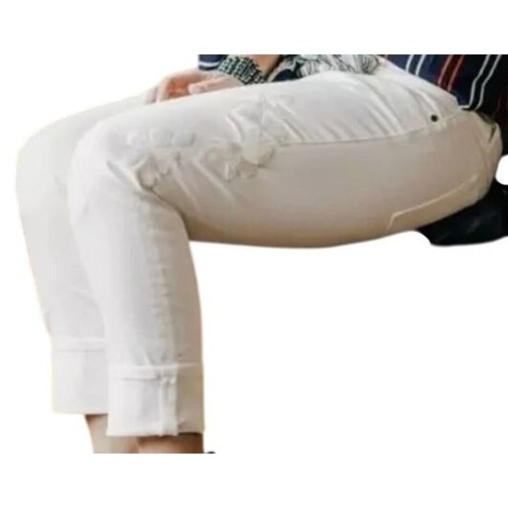 Cabi White Slim Boyfriend Embroidered Cropped Jeans Size O